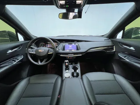 Cadillac XT4