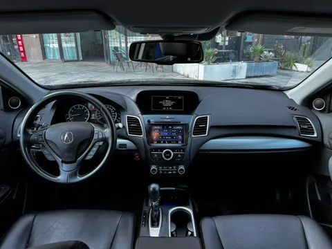 Acura RDX