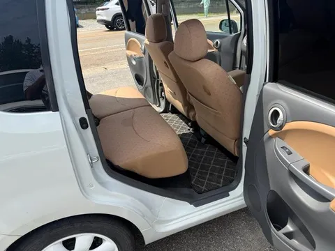 Daihatsu Move Latte
