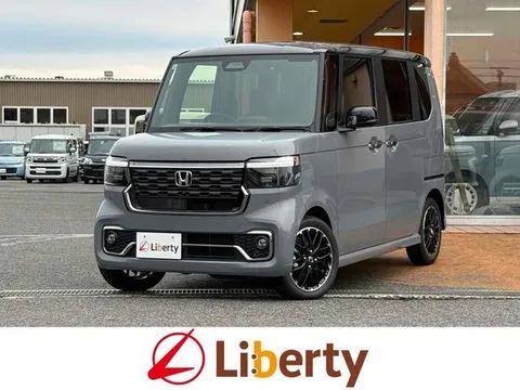Honda N-BOX Custom