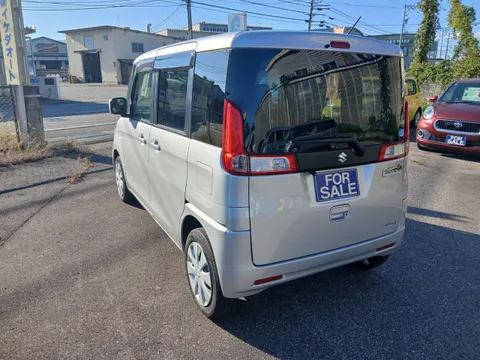 Suzuki Spacia