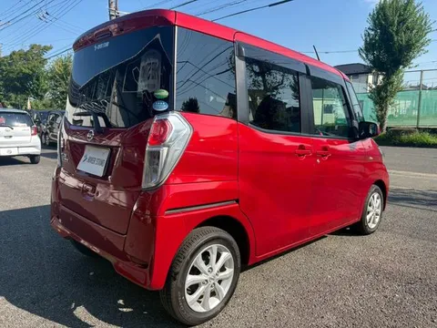 Nissan Dayz Roox