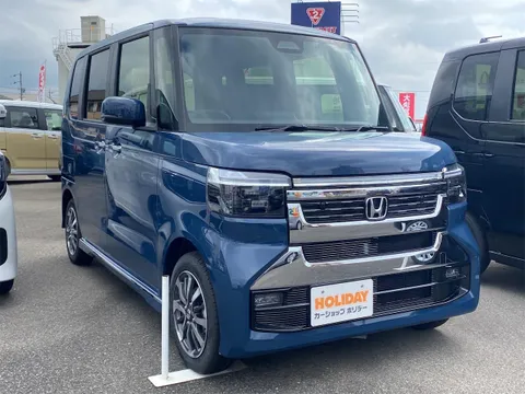Honda N-BOX Custom