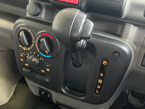 Nissan Clipper