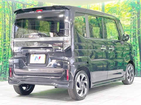 Suzuki Spacia Custom