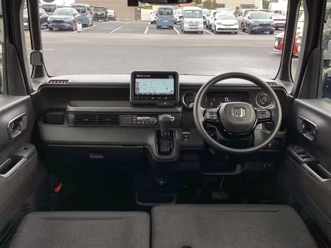 Honda N-BOX Custom