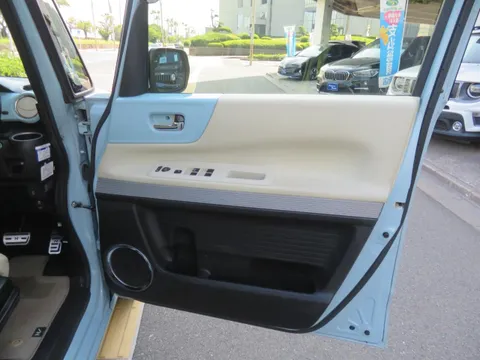 Honda N-BOX Slash