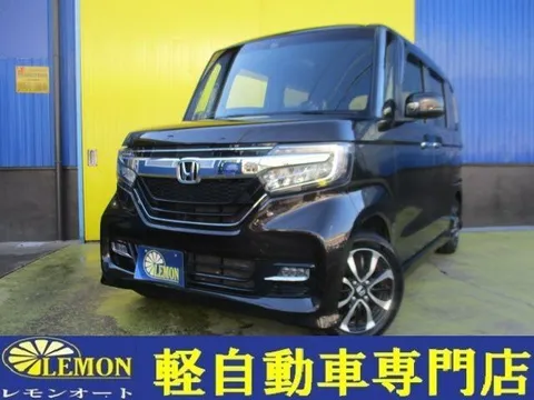 Honda N-BOX Custom