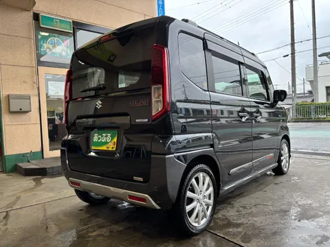 Suzuki Spacia Gear