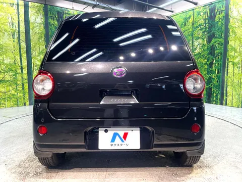 Daihatsu Mira Tocot