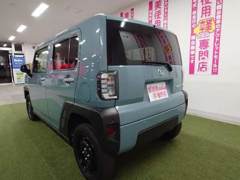 Daihatsu Taft