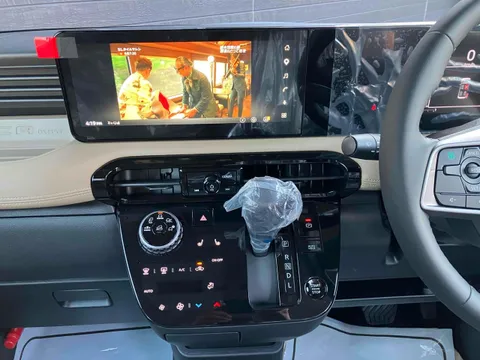 Mitsubishi Delica Mini