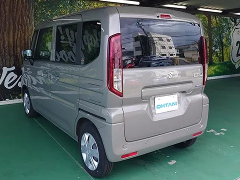 Suzuki Spacia