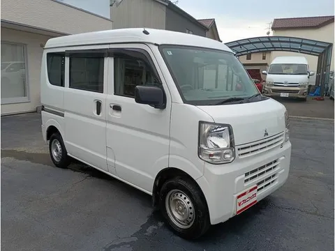 Mitsubishi Minicab Van