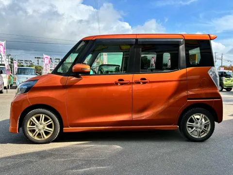 Nissan Dayz Roox