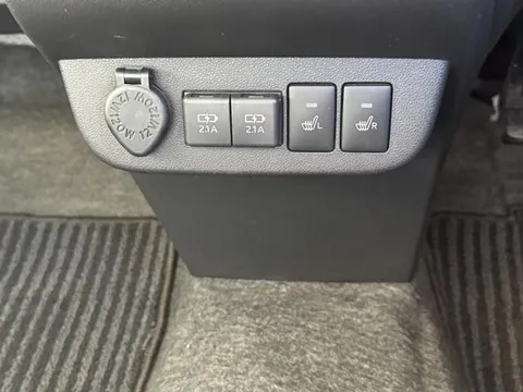 Daihatsu Mira Tocot