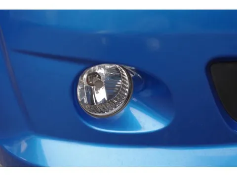 Subaru R2