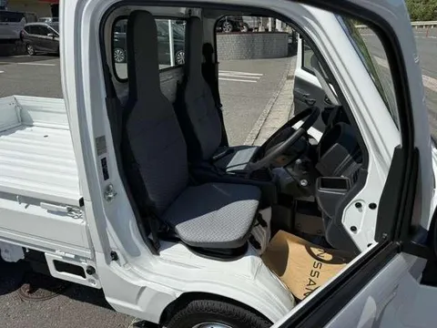 Nissan Clipper Truck