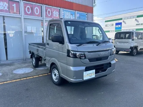 Nissan Clipper Truck