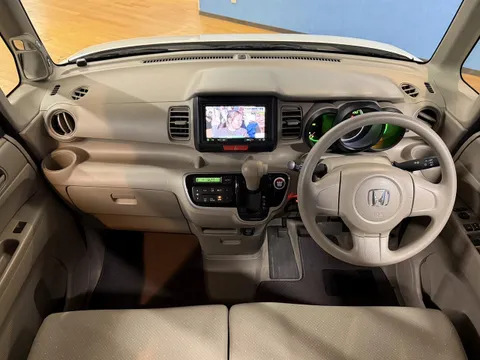 Honda N-BOX Plus