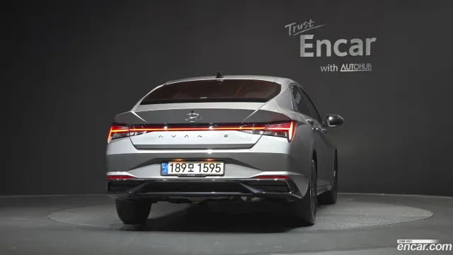 Hyundai Elantra (Avante)