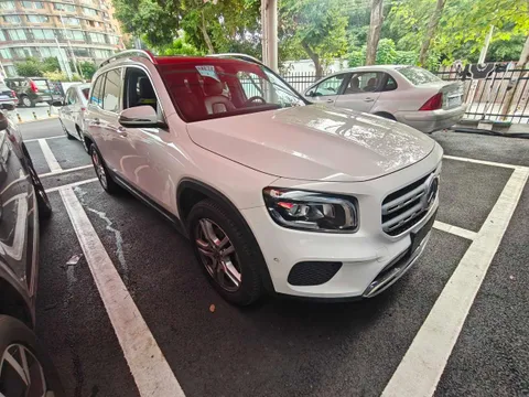 Mercedes-Benz Mercedes-Benz GLB
