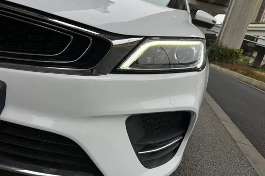 Geely Binray