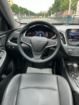 Chevrolet Malibu XL