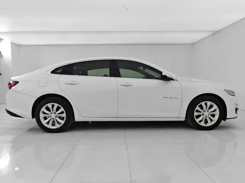 Chevrolet Malibu XL
