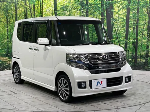 Honda N-BOX Custom