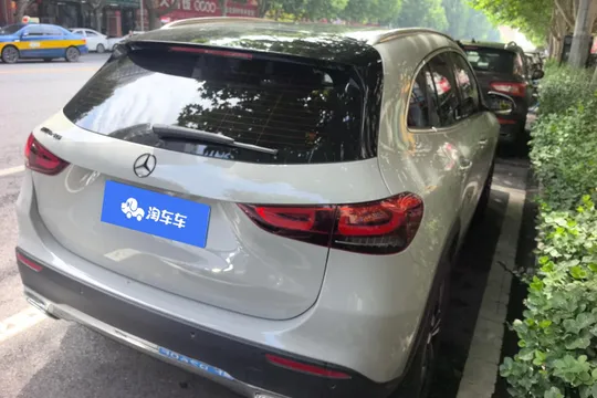 Mercedes-Benz GLA-Class