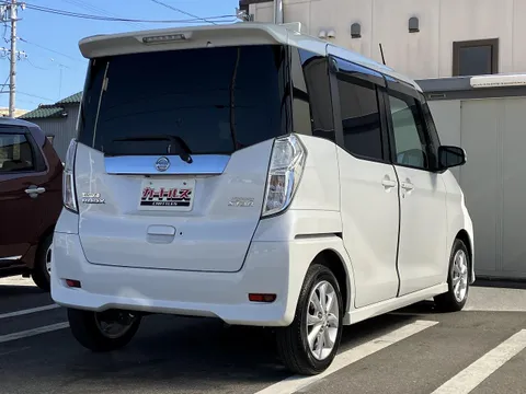 Nissan Dayz Roox