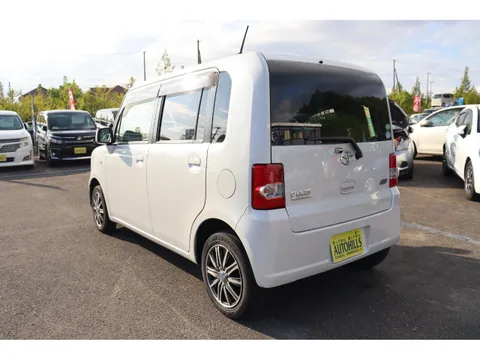 Toyota Pixis Space