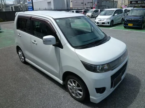 Suzuki Wagon R Stingray