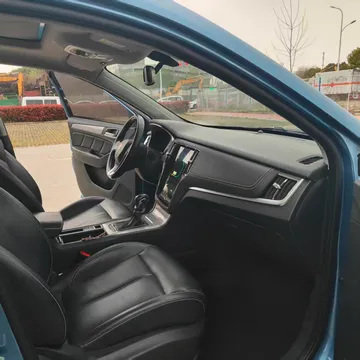 Roewe RX5