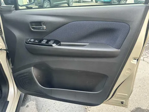 Mitsubishi eK X