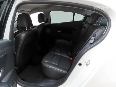 Renault SM3