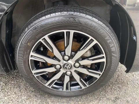 Toyota Pixis Mega
