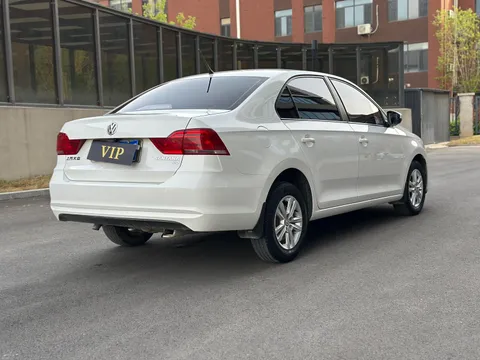 Volkswagen Santana