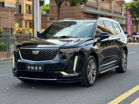 Cadillac XT6