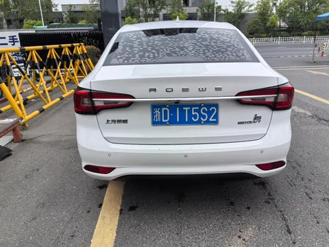 Roewe i5