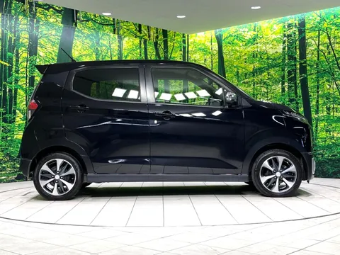 Mitsubishi eK X