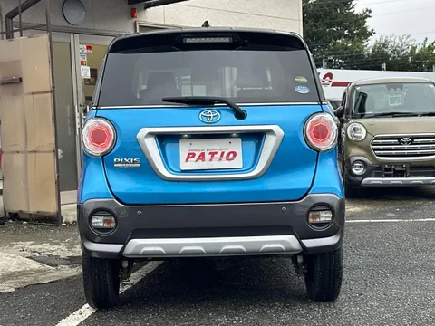 Toyota Pixis Joy
