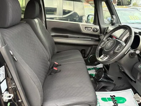 Honda N-BOX Slash