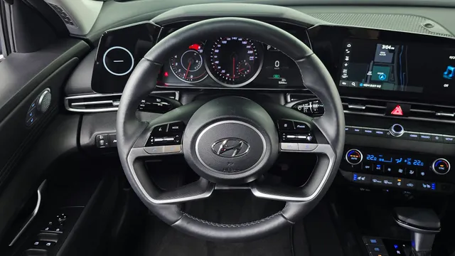 Hyundai Elantra (Avante)