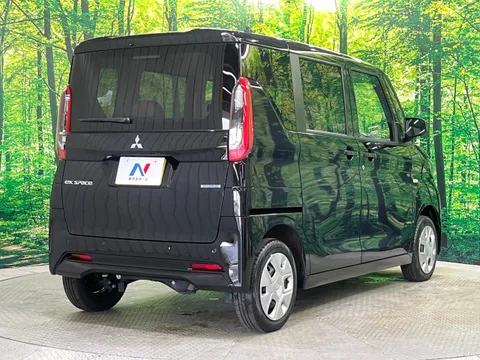 Mitsubishi eK Space