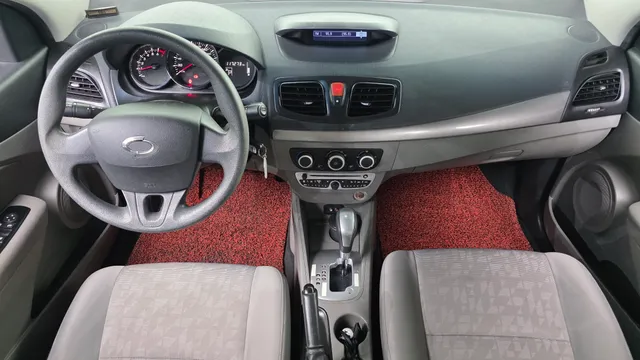 Renault SM3