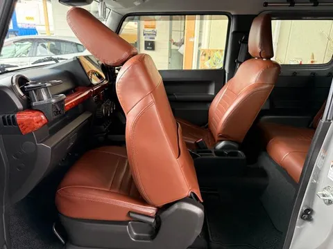 Suzuki Jimny Sierra