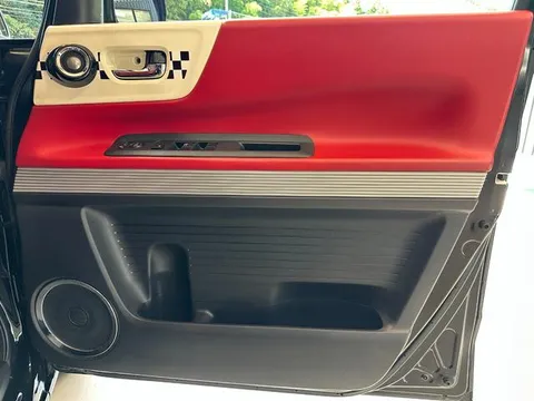 Honda N-BOX Slash