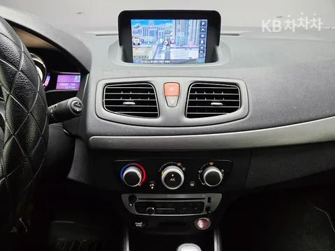 Renault SM3